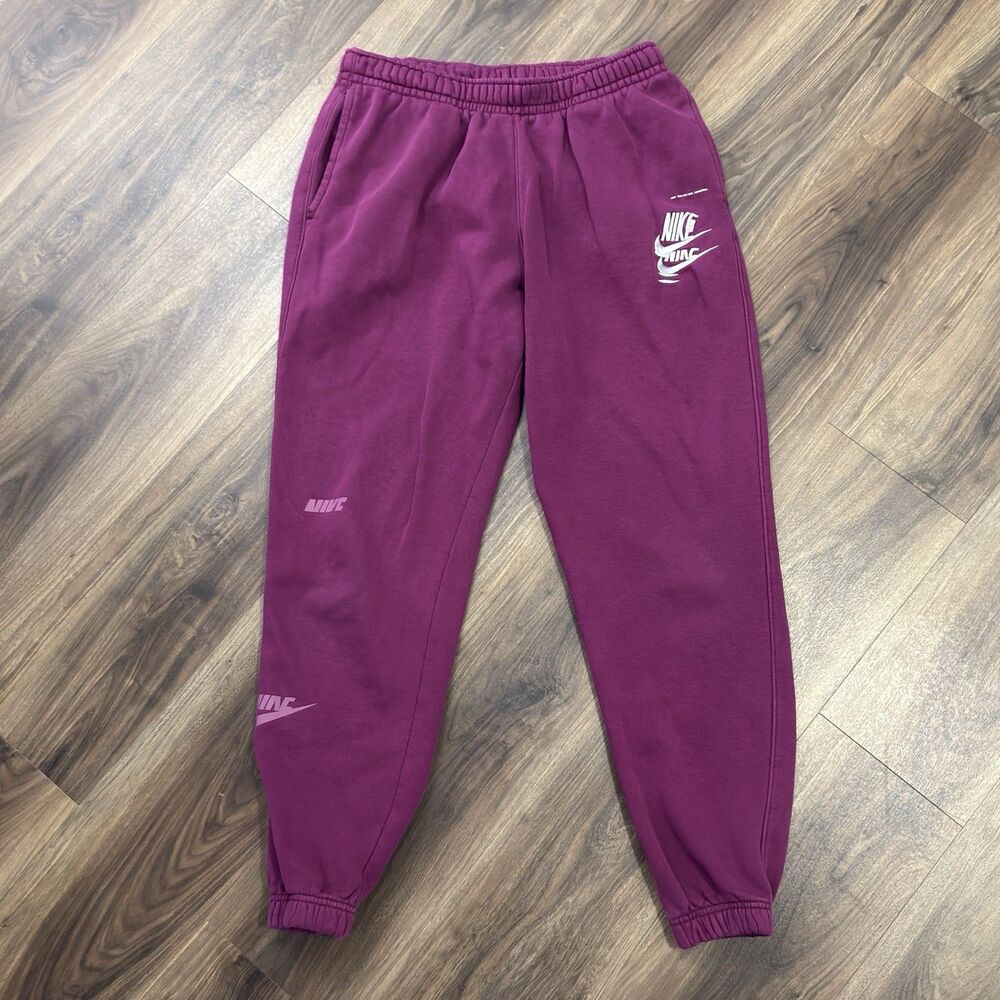 Nike Club Sweatpants Mens Size L Sangria Jogger Stacked Logo Fleece Rare